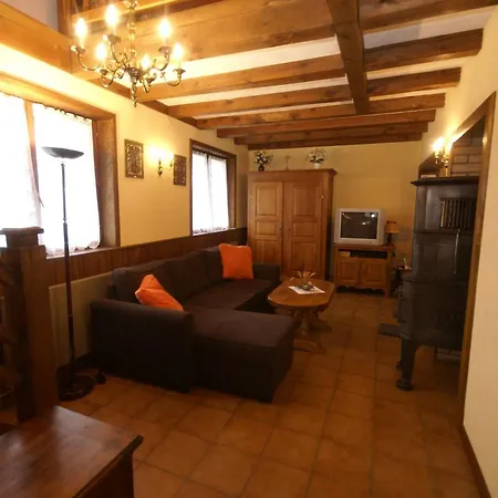 Comfortable Holiday With Fenced Garden In Natzwiller