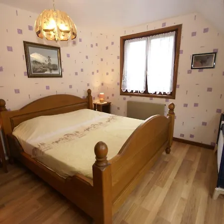 Semesterbostad Comfortable Holiday With Fenced Garden In