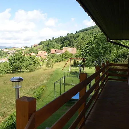 Holiday home Comfortable Holiday With Fenced Garden In