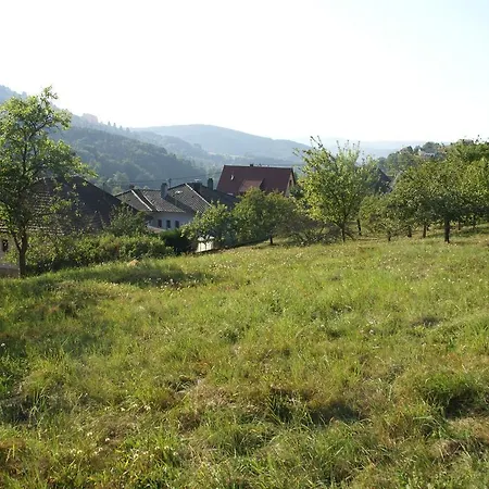 Semesterbostad Comfortable Holiday With Fenced Garden In *