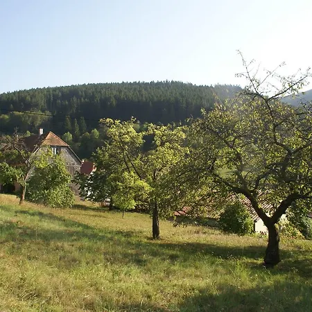 Comfortable Holiday With Fenced Garden In Semesterbostad *
